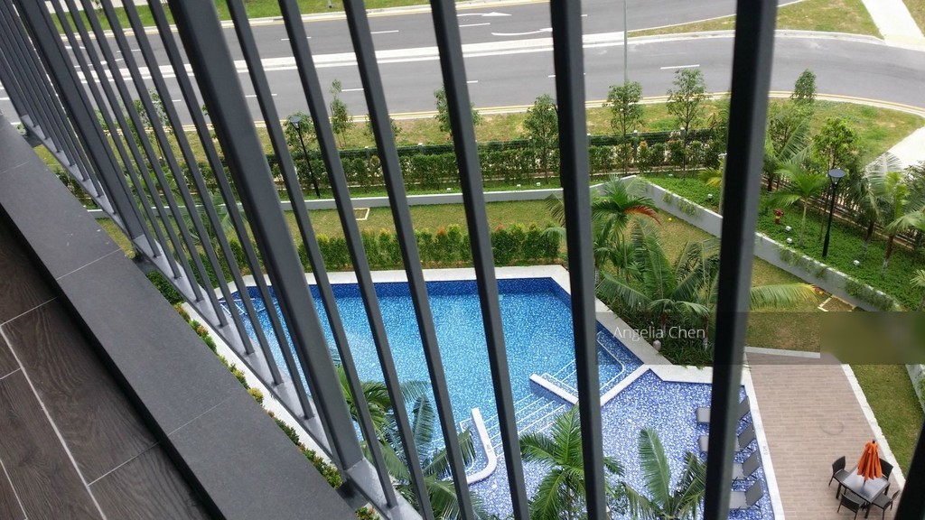 Q Bay Residences thumbnail photo